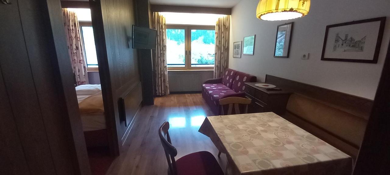 Residence Tempele Сан Кандидо Екстериор снимка